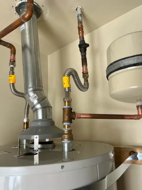 Water heater installation and plumbing repair in Brentwood Hills